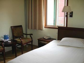 Juranzhijia Business Hotel Jinan Exterior foto